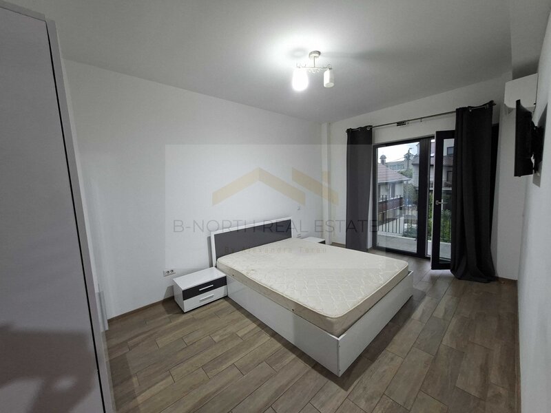 Sector 4 Apartament 2 camere de inchiriat   Cladire cu regim redus de inaltime